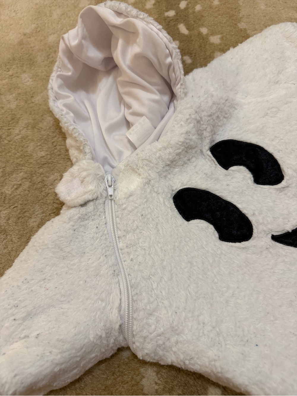 Spirit Halloween Baby Ghost Costume 0-6M Plush Hooded Bunting White - Picture 8 of 9